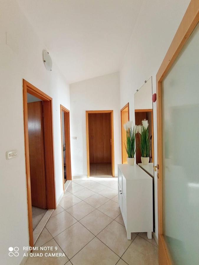Apartman Mia With Pool1 Spalato Esterno foto